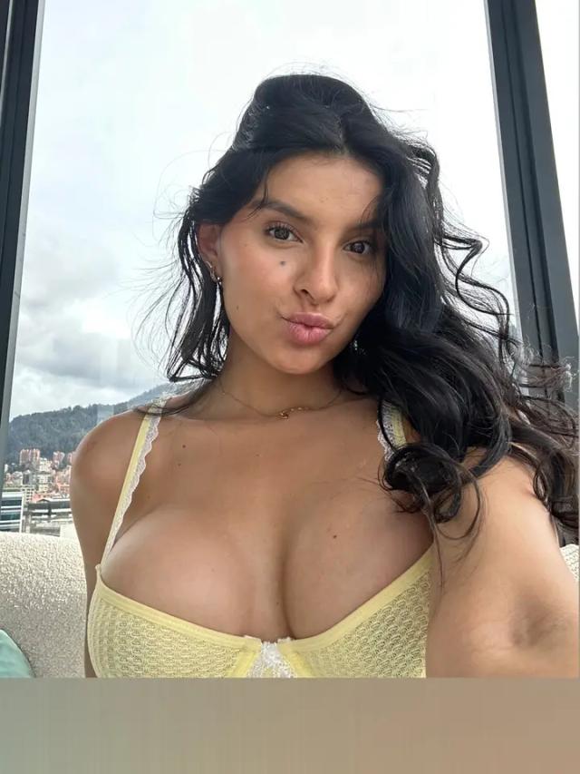 Vivi 🌹🇨🇴