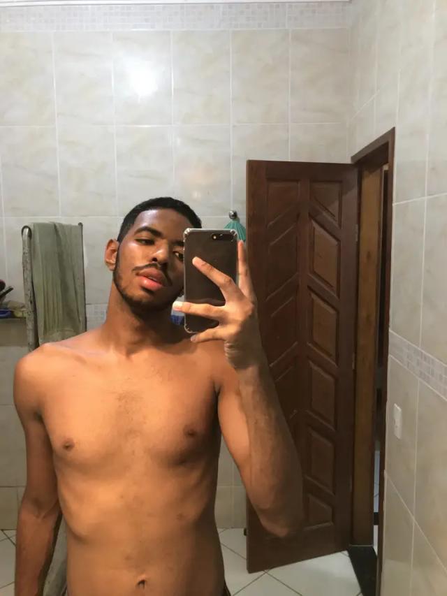 Icaro Big Dick 24cm