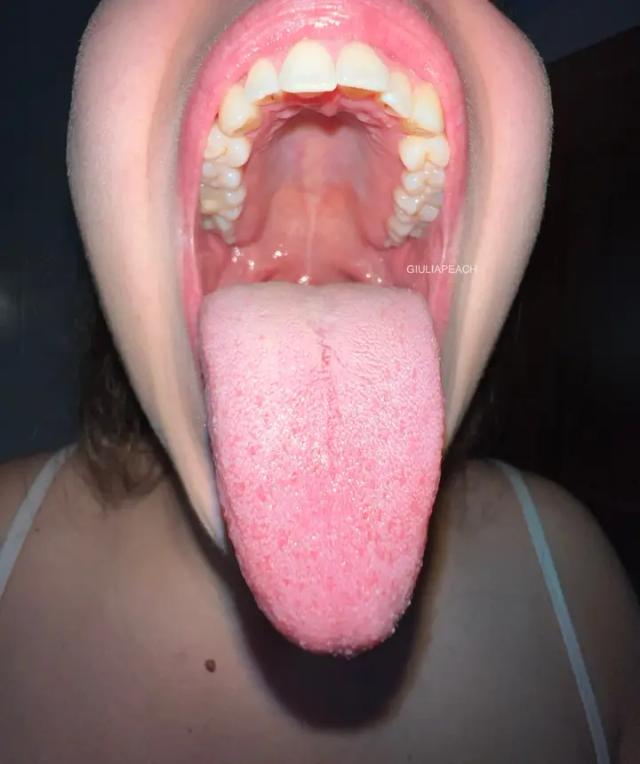 Giulia’s Mouth 👄