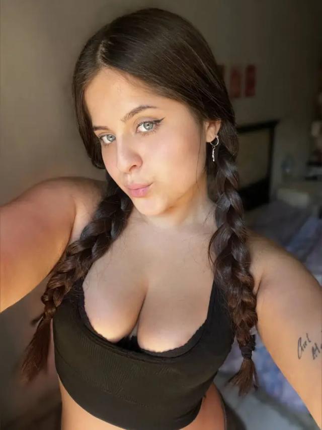 Ali😈
