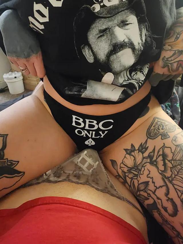 Sam Sativa and Alice D