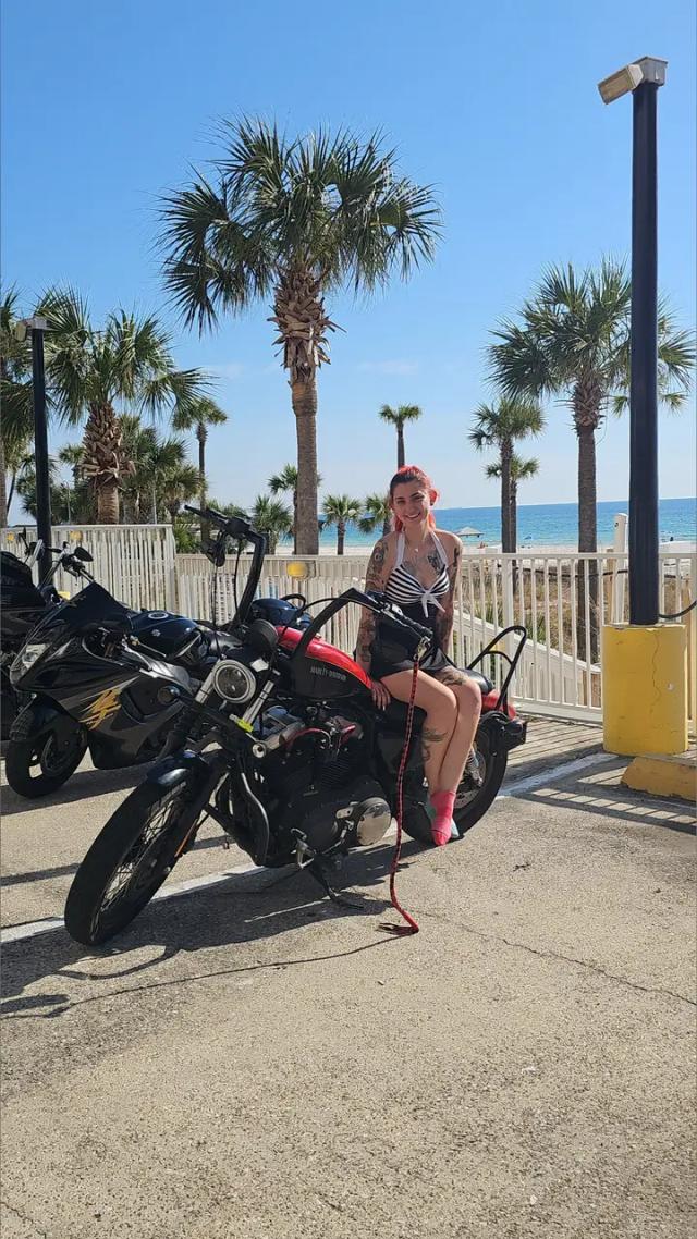 Thebikergirl