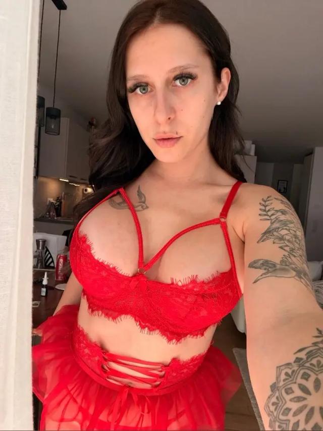 Boobsbunny28