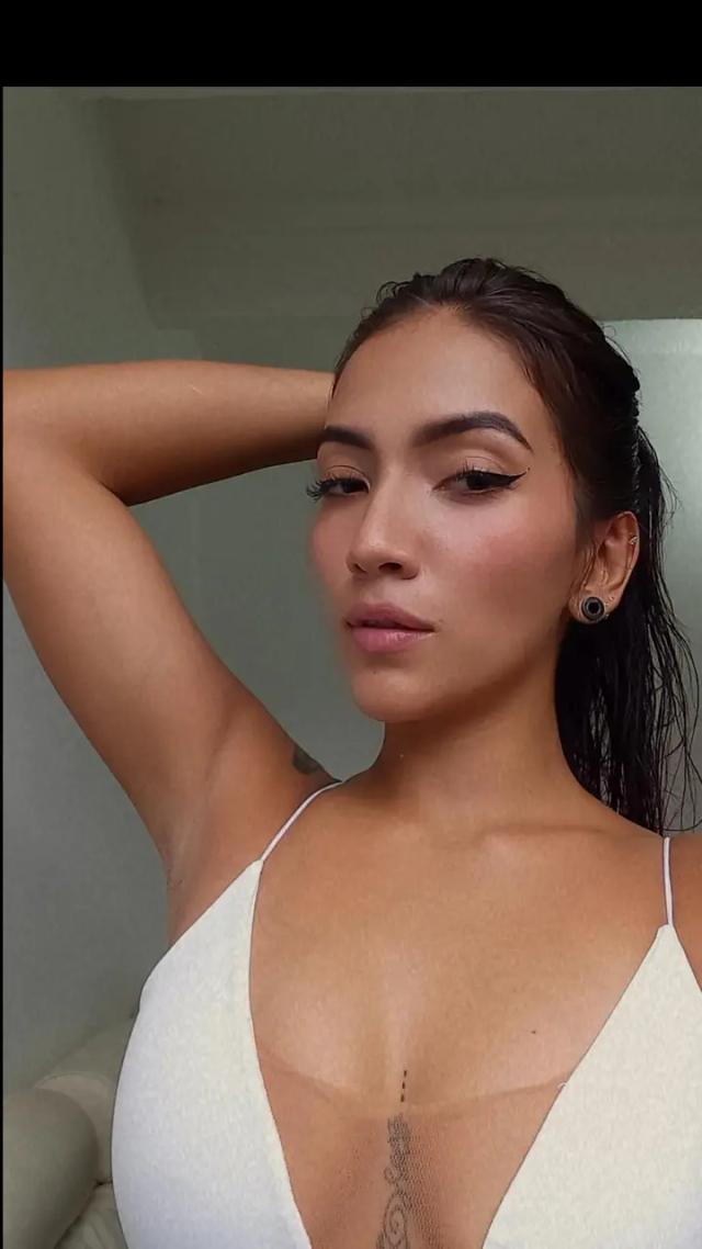 Valentina Flores