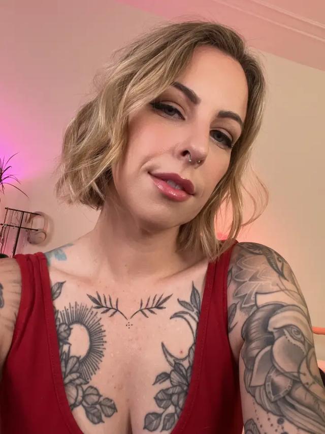 InsideAbbey💜