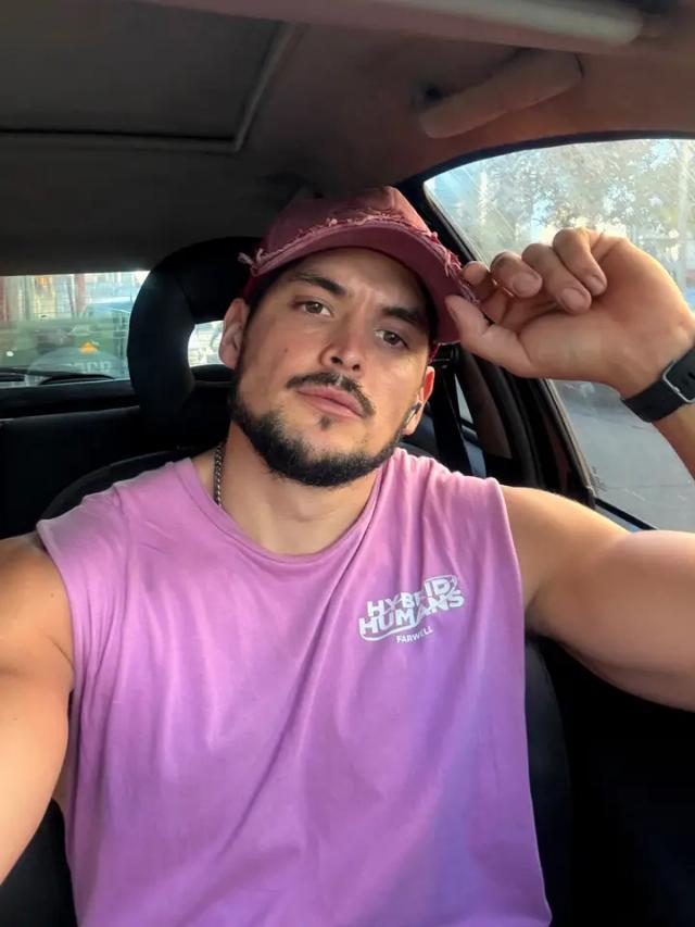 𝑷𝒂𝒕𝒓𝒊𝒄𝒌 𝑭𝒆𝒕𝒊𝒔𝒉 😏