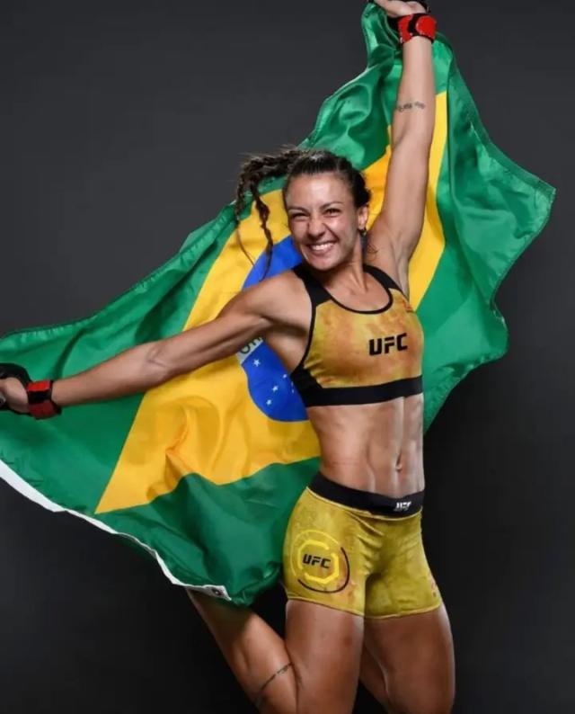 Amanda Ribas