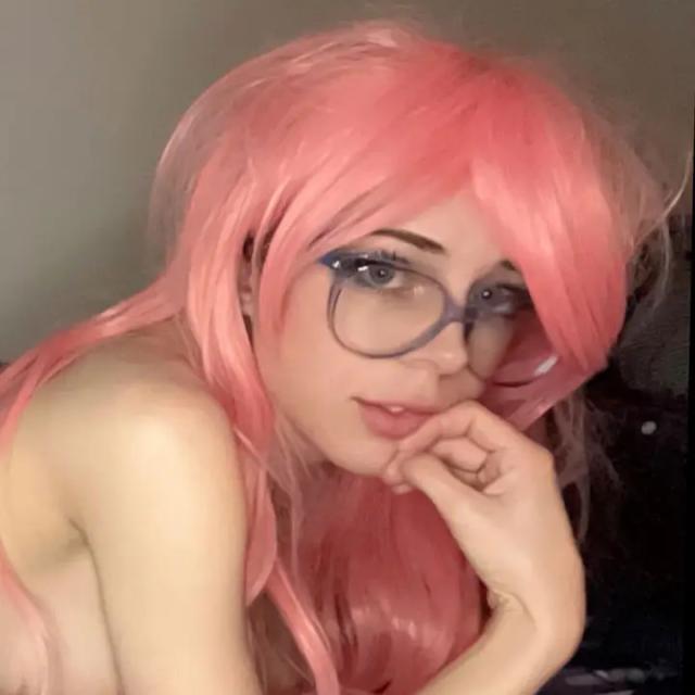 ᥨ𝝐𝛘  ˚ʚ♡ɞ˚