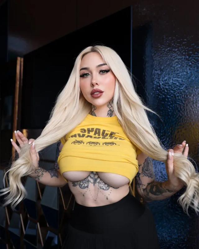 Jade Lavoie • FREE