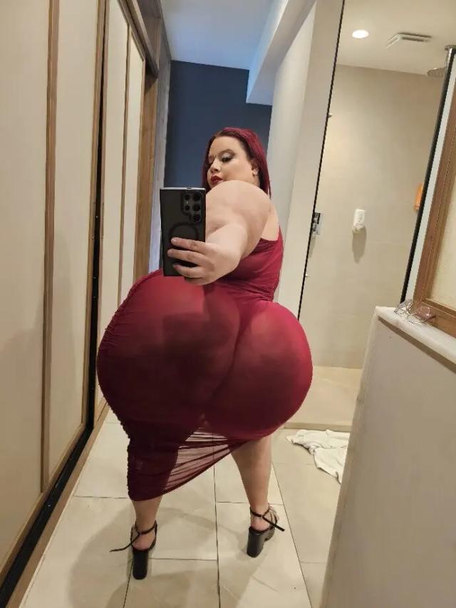 😈Eris Big Fat Ass🍑