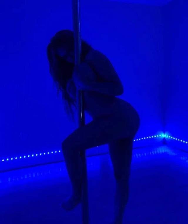 AM