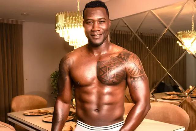 Xander Black