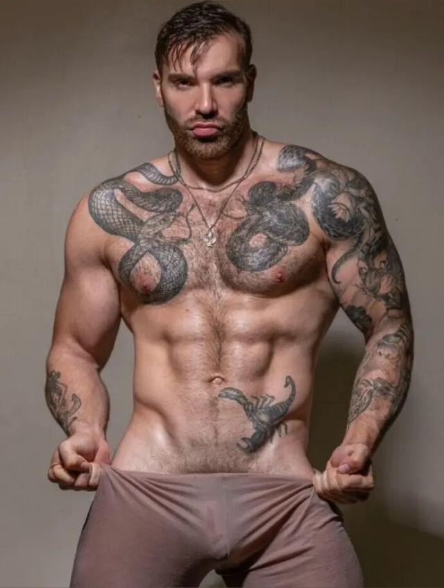 Max Hilton