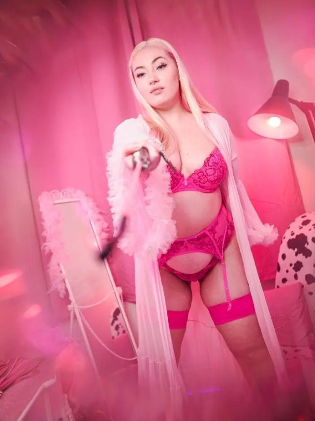 Mistress Crystal Fatale⛓✨
