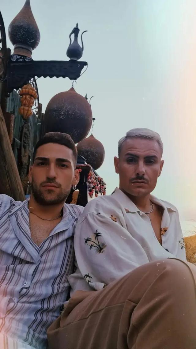 Strange_couple