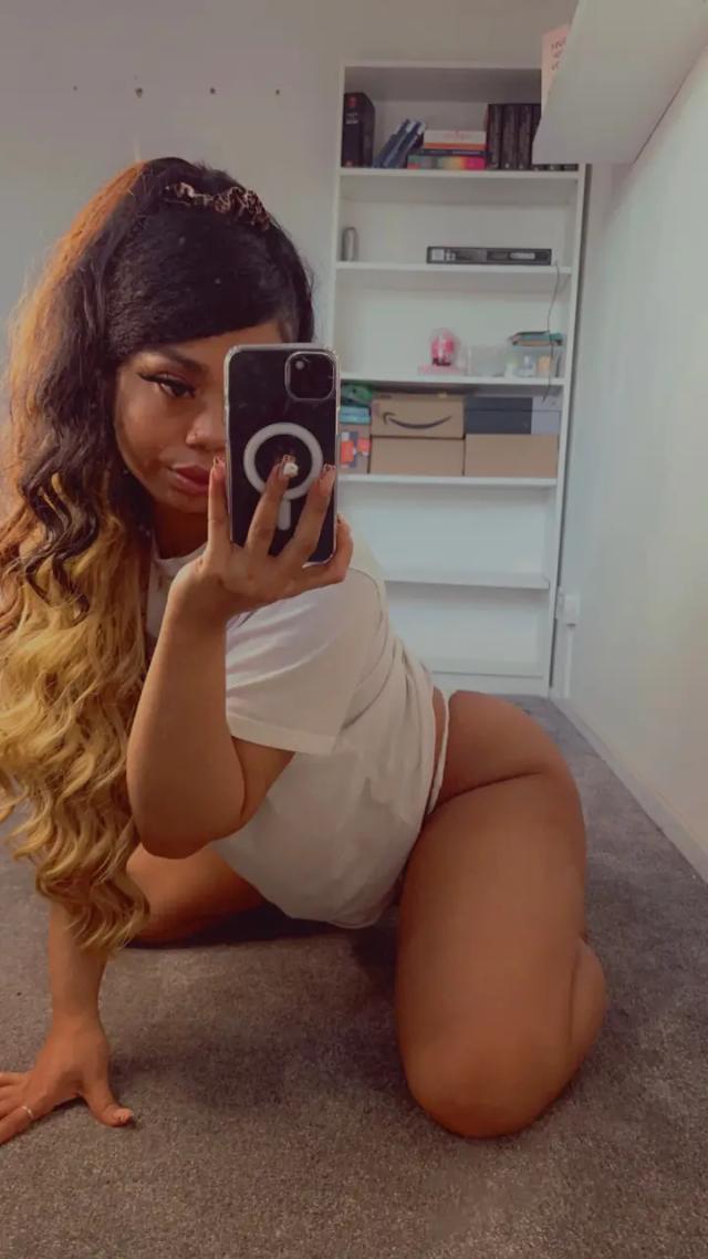 ▫️ Mia Robyn ™️