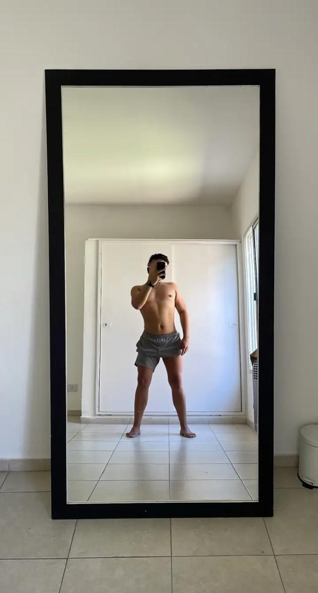 Nico Molinari 💵