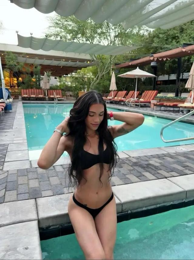 Baby Bri🖤