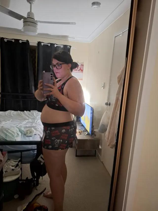 SEXY CINNAMON STICK!