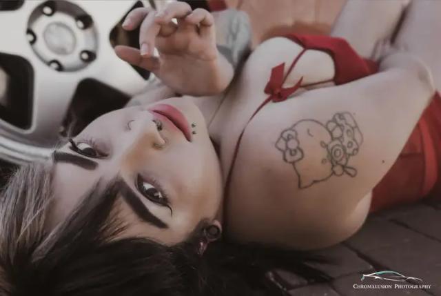TiffaniK20