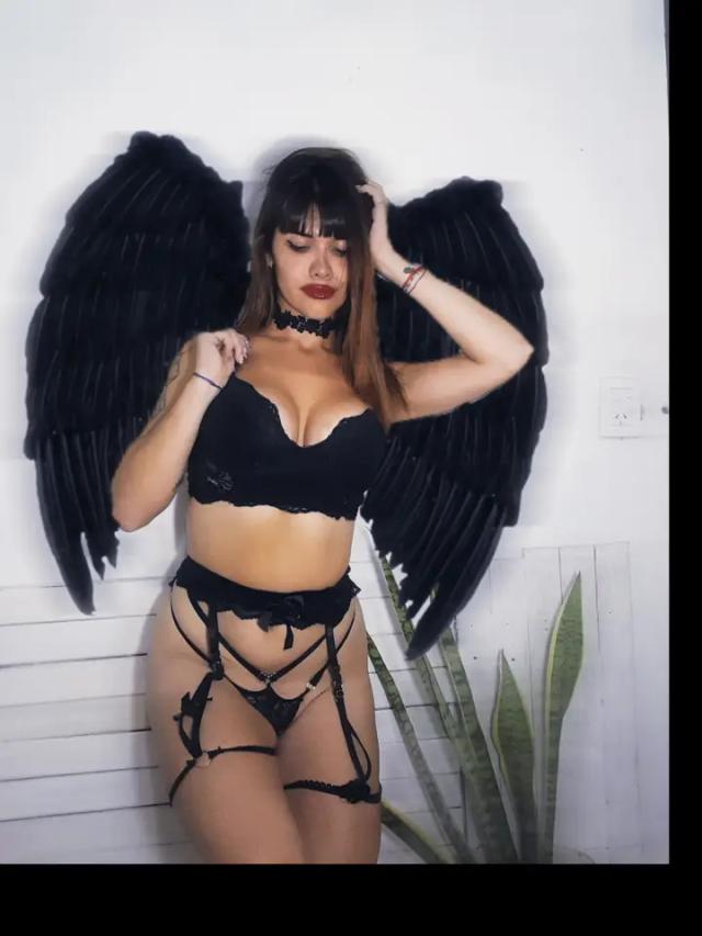 Sophie bombshell💋