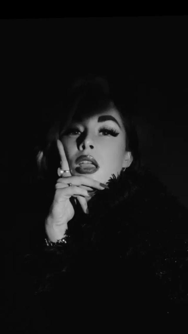 Goddess Luna Wilde 🍓