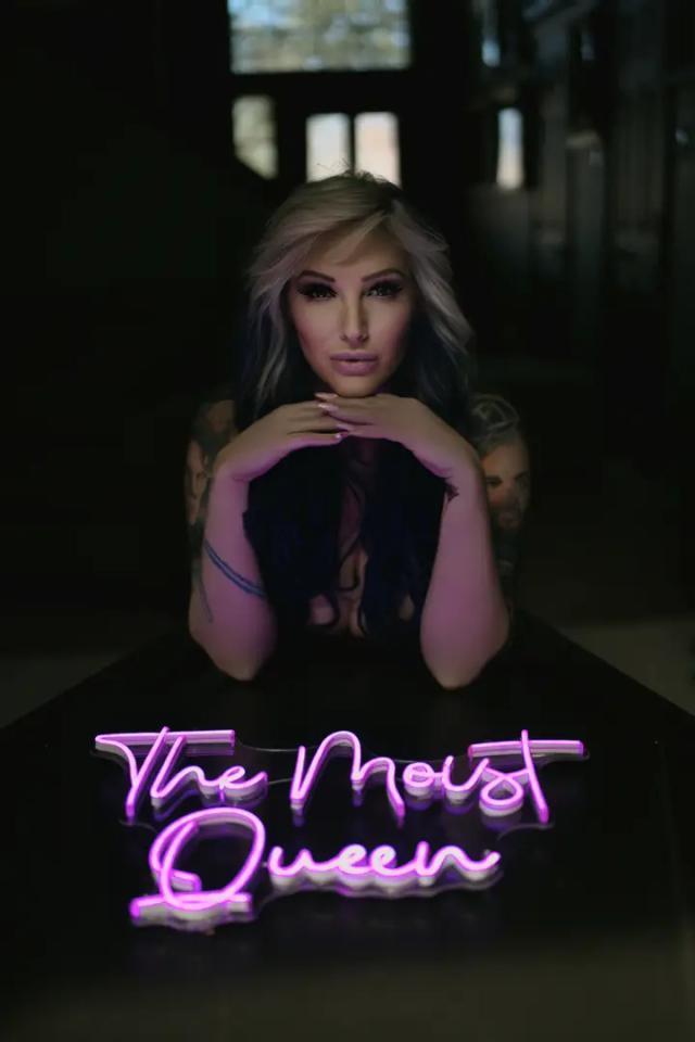 TheMoistQueen