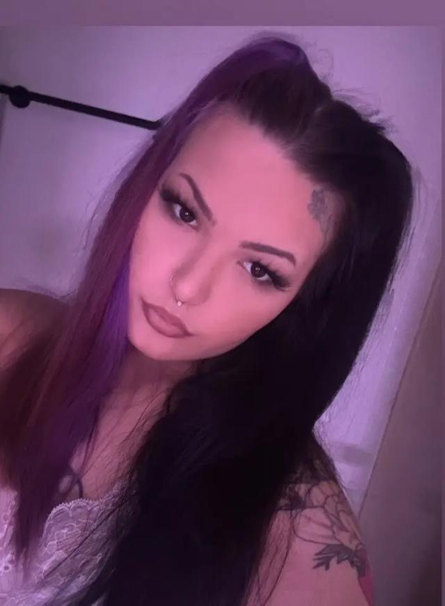 𝔟𝔢𝔞𝔱𝔯𝔦𝔵🖤