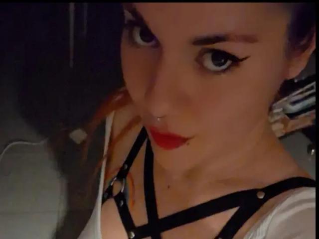 👑 GODDESS AMANDA 👑