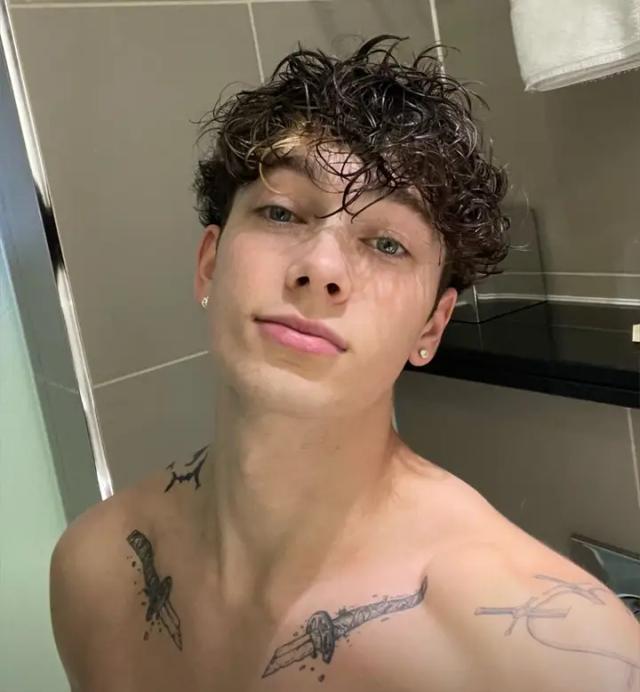 LUCA 👅