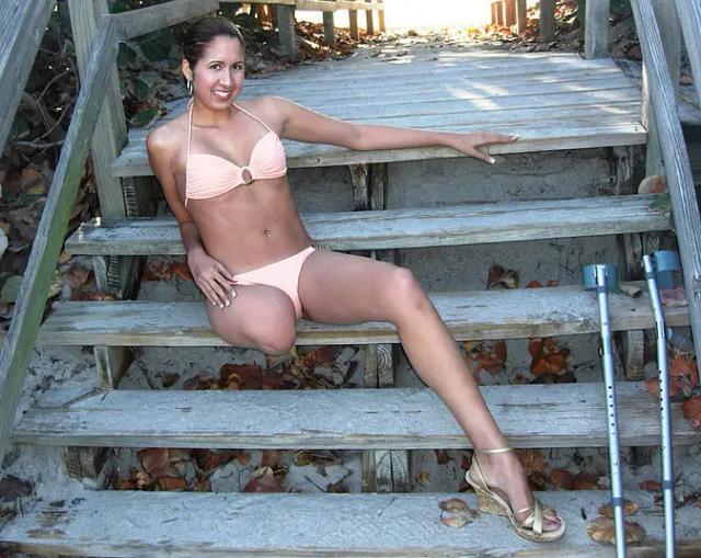 Eve Amputee