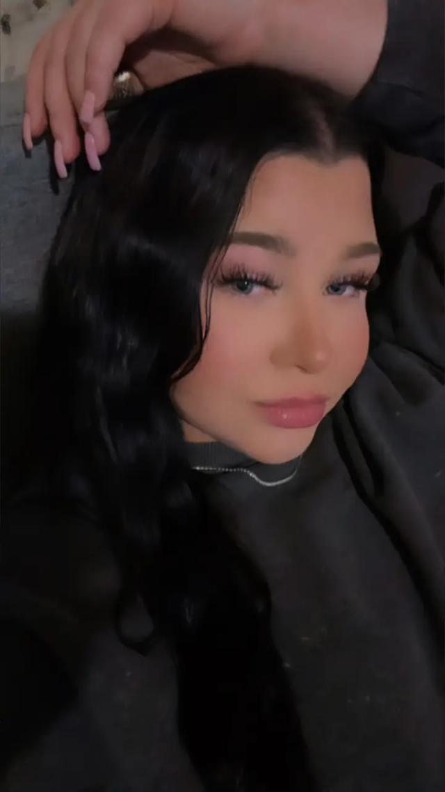 Sasha😈