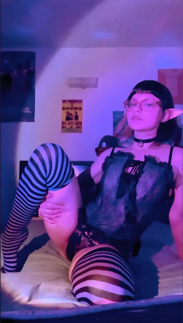 ꨄ 𝐿𝑖𝑙’ℒℯ𝓍 ꨄ