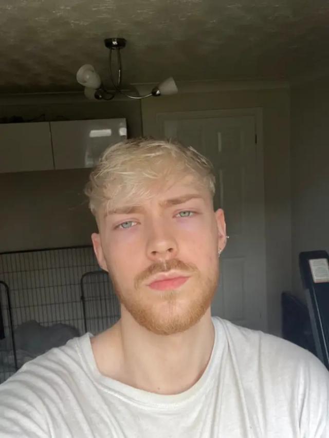 Liam Austin (FREE ACCOUNT)