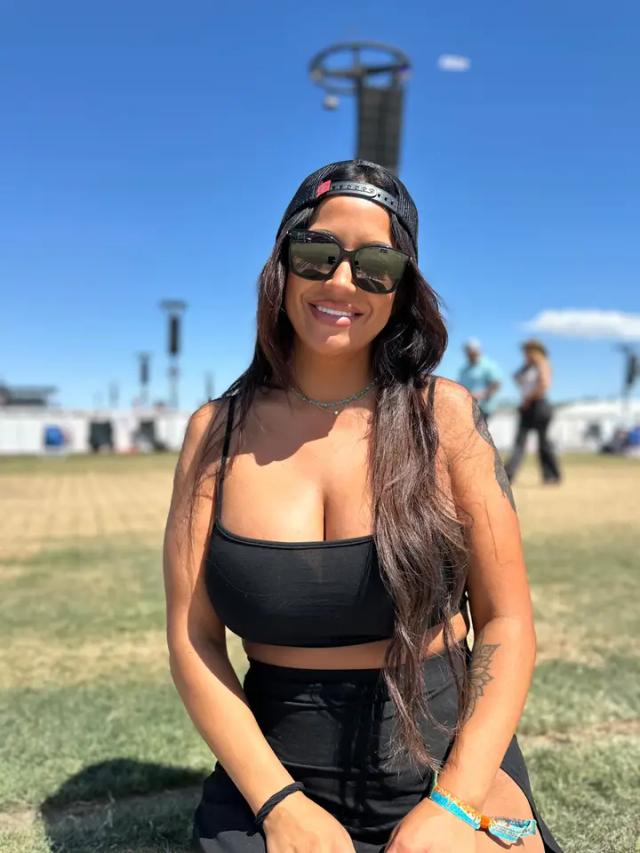 Simply_Seductive00