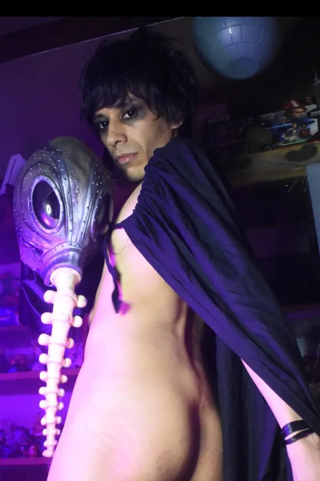 FREE Geek Boy 8 inch cock!