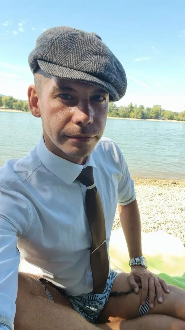Virág László