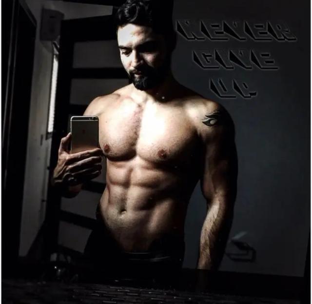 Alexis Íntimo