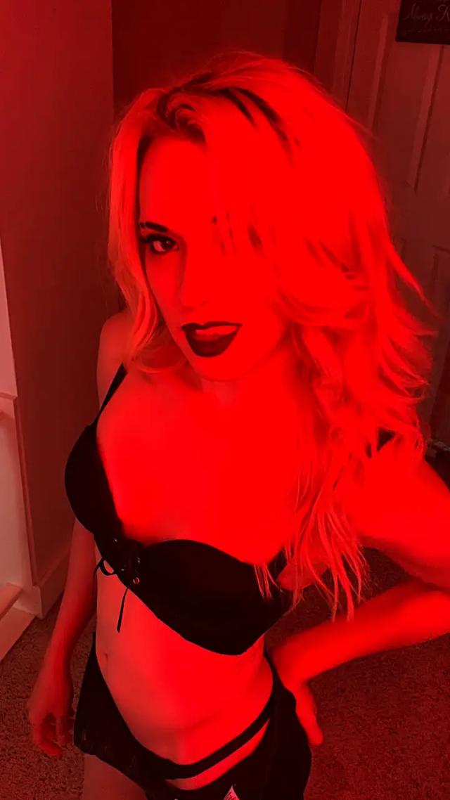 Ellie Obscurity