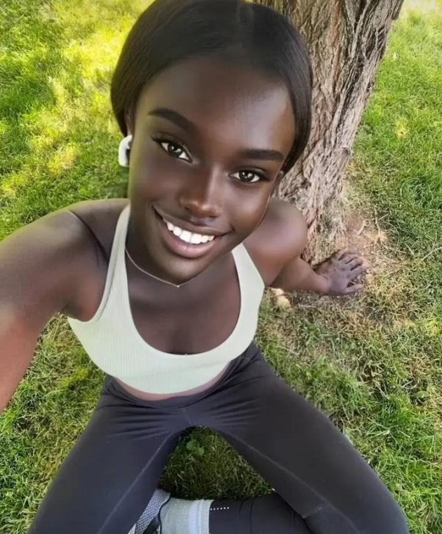 Ebony Jazmine UO💚