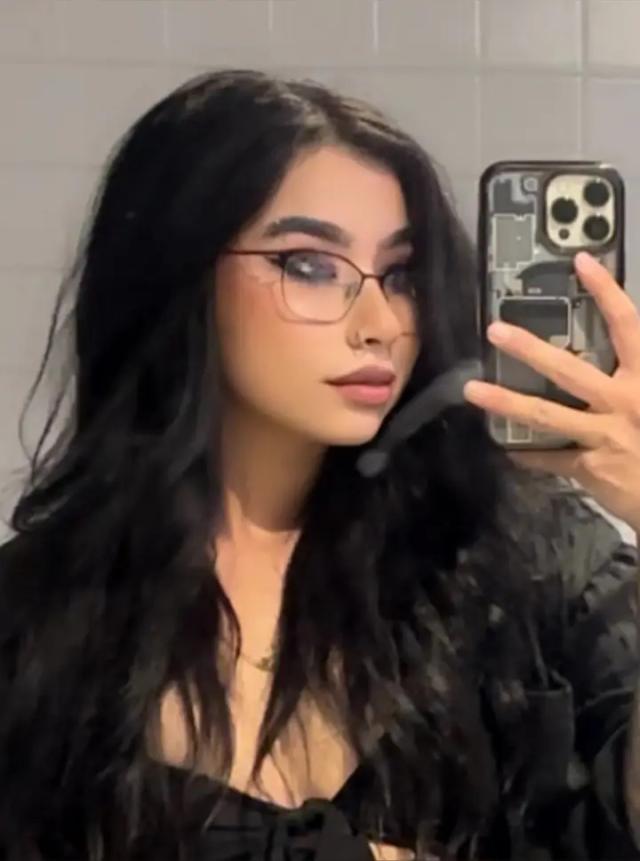 Em