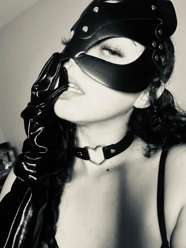 ᖇOᑕKᖻ 🖤