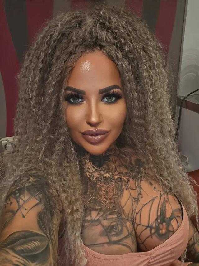 SZEFOWA_SANDRA_S