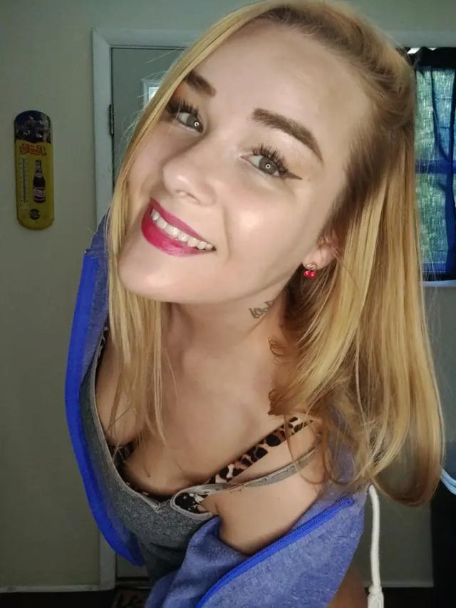 💋 ᵏ𝑒ᒪᒪ𝔂 𝕃𝔂𝐍𝐍 💋