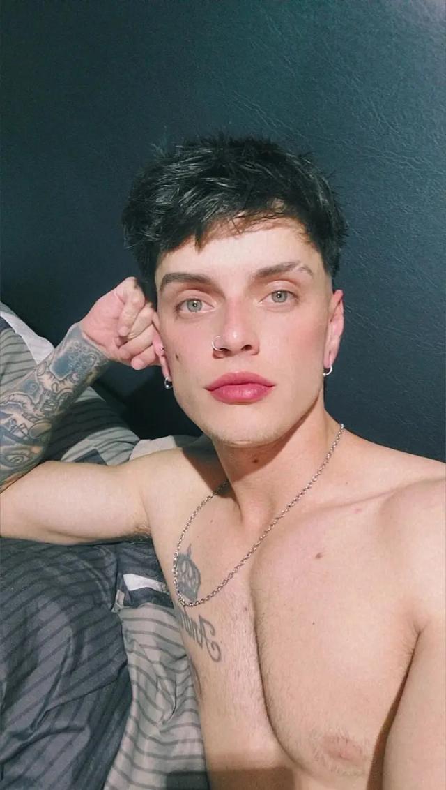 HotBoy1