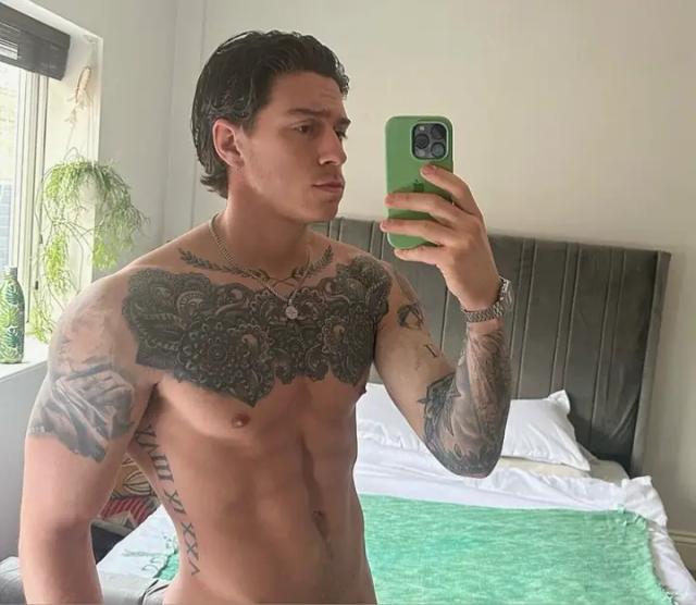 LOUISJACKSXXX