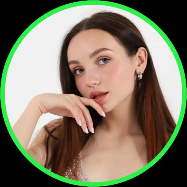 🤍💋Lizzy Youngy💋🤍