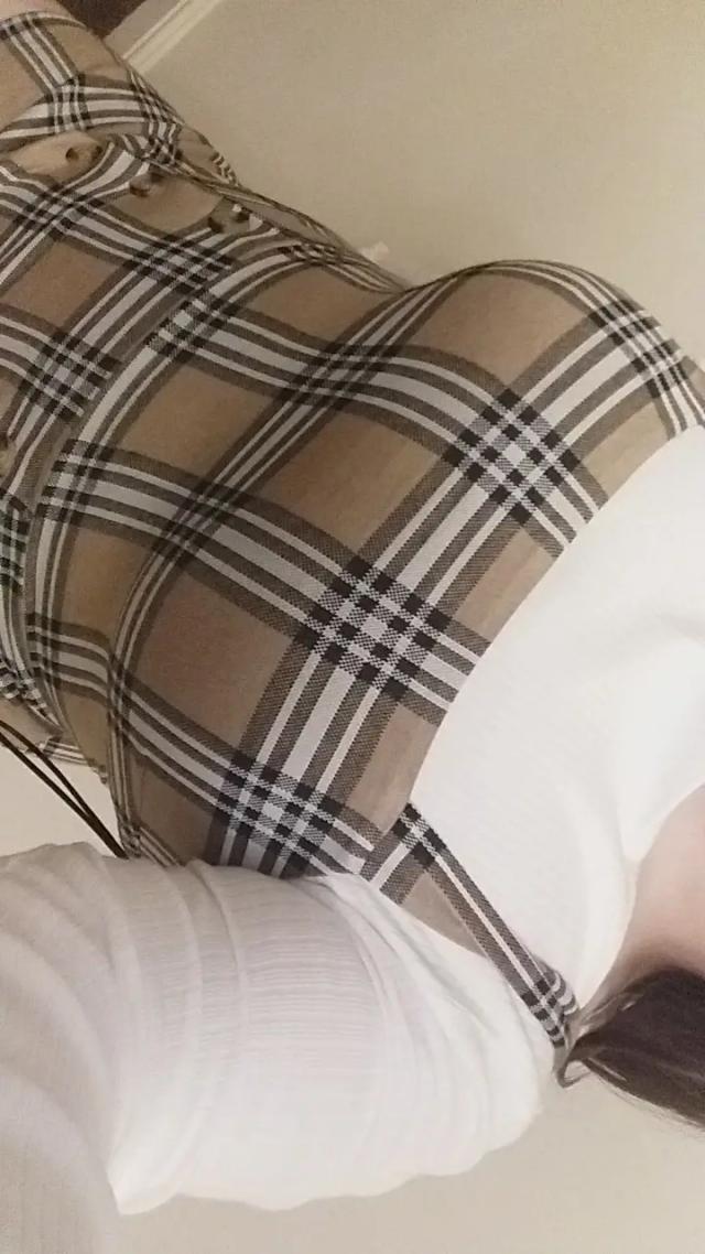 Bee (18+ ONLY)