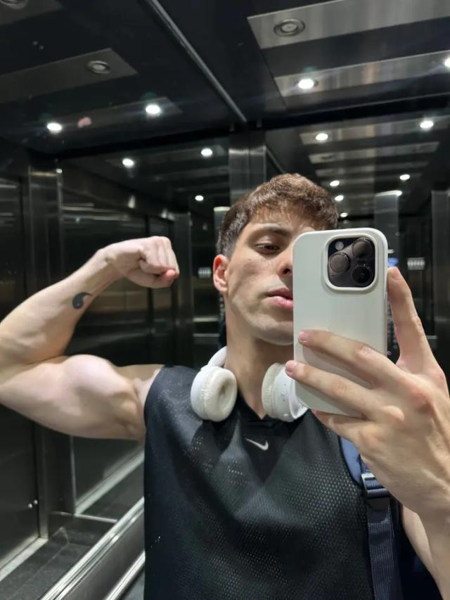 🔥 Fitness Boy 🔥🍼