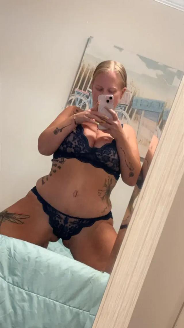 Dee